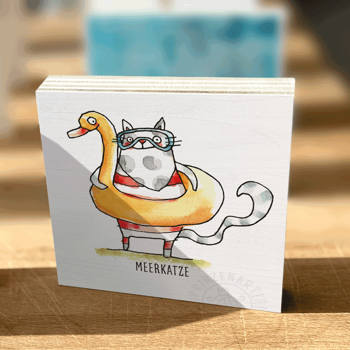 Holzbild Meerkatze mit Entenschwimmring und Taucherbrille auf Holz | Prinzenart